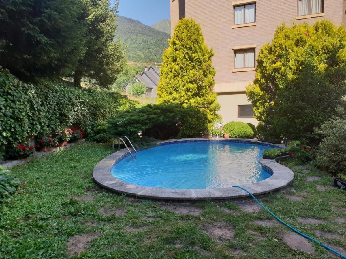 Apartamentos Sapporo III Вьелья Экстерьер фото
