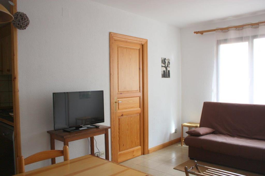 Apartamentos Sapporo III Вьелья Экстерьер фото